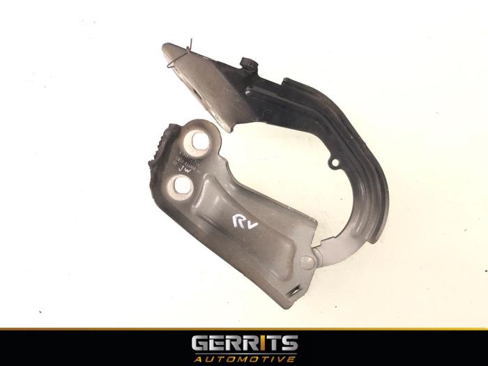 Bonnet Hinge from a Ford Focus 3 1.0 Ti-VCT EcoBoost 12V 125 2015