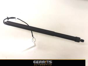 Used Rear gas strut, left DS Automobiles DS 7 Crossback 1.6 16V PureTech 180 Price € 149,99 Margin scheme offered by Gerrits Automotive