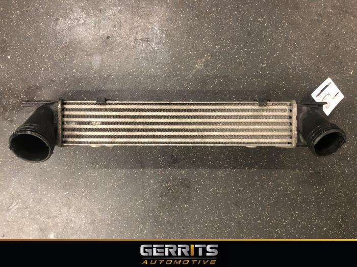 Usados Intercooler BMW 1 serie (E81) 120d 16V Precio € 74,99 Norma de margen ofrecido por Gerrits Automotive BV