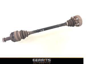 Used Drive shaft, rear right BMW 1 serie (E81) 120d 16V Price € 49,99 Margin scheme offered by Gerrits Automotive