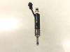 Injector (petrol injection) from a Peugeot 2008 (UD/UK/UR/US/UX) 1.2 VTi 12V PureTech 130 2021