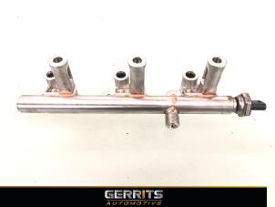 Used Fuel injector nozzle Peugeot 2008 (UD/UK/UR/US/UX) 1.2 VTi 12V PureTech 130 Price € 74,99 Margin scheme offered by Gerrits Automotive