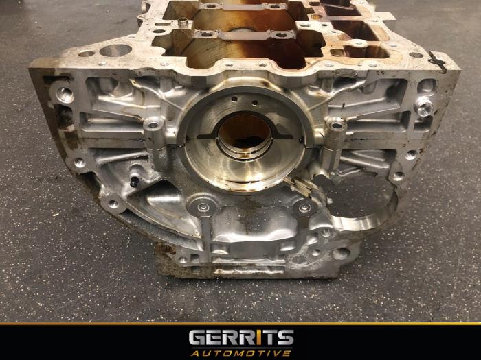 Engine crankcase from a BMW 4 serie (F33) 428i 2.0 Turbo 16V 2014
