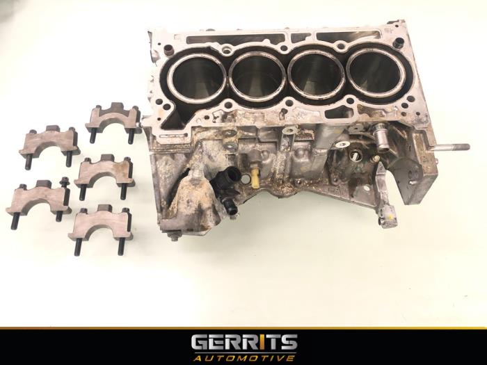 Used Engine crankcase Renault Scénic IV (RFAJ) 1.3 TCE 140 16V Price € 499,99 Margin scheme offered by Gerrits Automotive BV