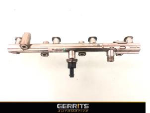 Used Fuel injector nozzle Renault Scénic IV (RFAJ) 1.3 TCE 140 16V Price € 99,99 Margin scheme offered by Gerrits Automotive