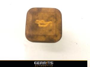 Used Oil cap Landrover Range Rover III (LM) 2.9 TD6 24V Price € 19,99 Margin scheme offered by Gerrits Automotive