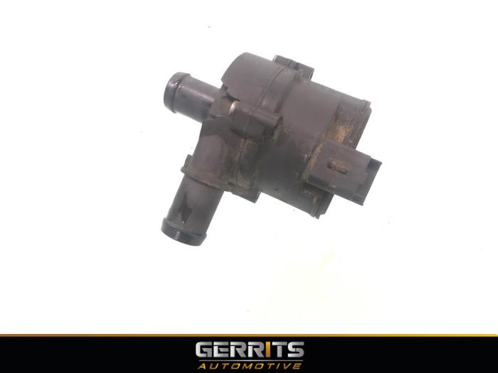 Begagnade Extra vattenpump Opel Vivaro 1.6 CDTi BiTurbo 145 Pris € 30,24 Inklusive moms erbjuds av Gerrits Automotive BV