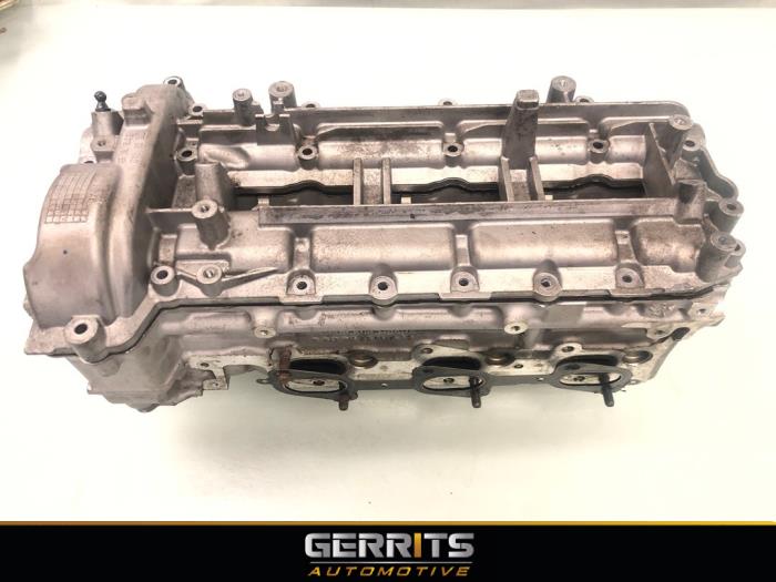 Usagé Culasse Mercedes C (W204) 3.0 C-320 CDI V6 24V Prix € 499,99 Règlement à la marge proposé par Gerrits Automotive BV