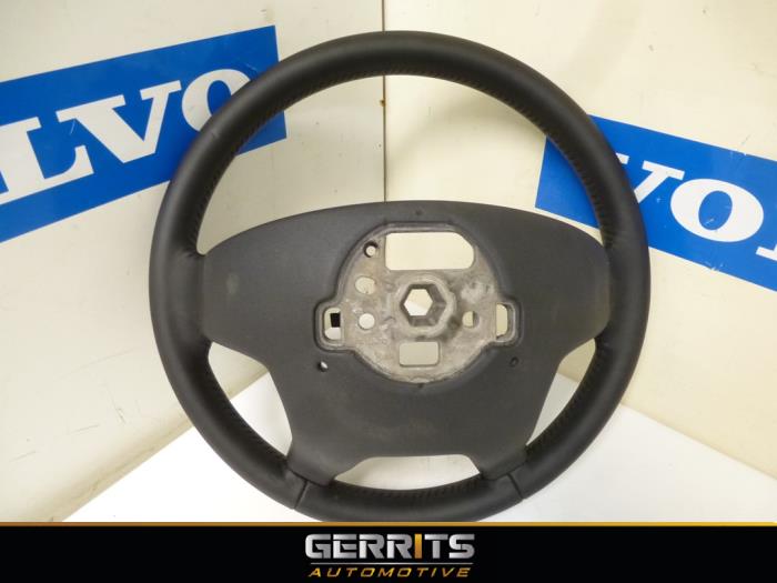 Steering wheel from a Volvo V70 (BW) 2.0 T 16V 2011