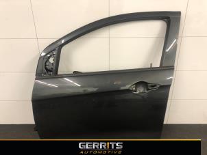 Usados Puerta de 4 puertas izquierda delante Opel Karl 1.0 12V Precio € 499,99 Norma de margen ofrecido por Gerrits Automotive