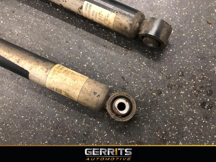 Shock absorber kit from a Opel Astra K 1.0 Turbo 12V 2015