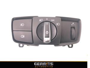 Used Light switch BMW 1 serie (F20) 118i 1.6 16V Price € 24,99 Margin scheme offered by Gerrits Automotive