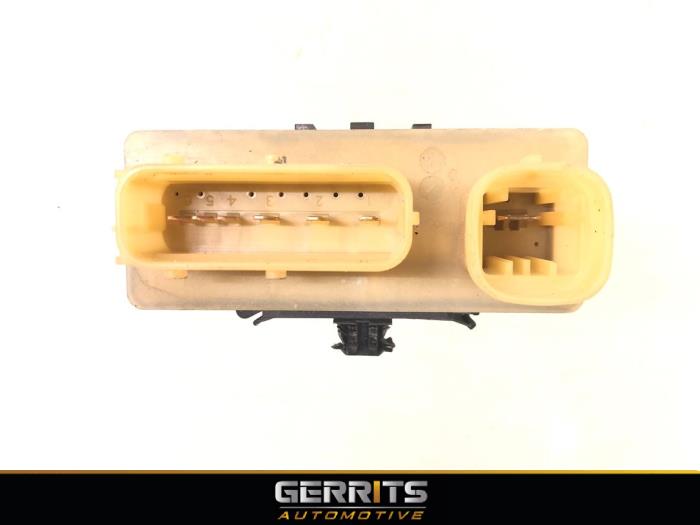 Glow plug relay from a Citroën C3 (SC) 1.4 HDi 2012