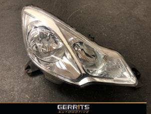 Używane Reflektor prawy Citroen C3 (SC) 1.4 HDi Cena € 199,99 Procedura marży oferowane przez Gerrits Automotive