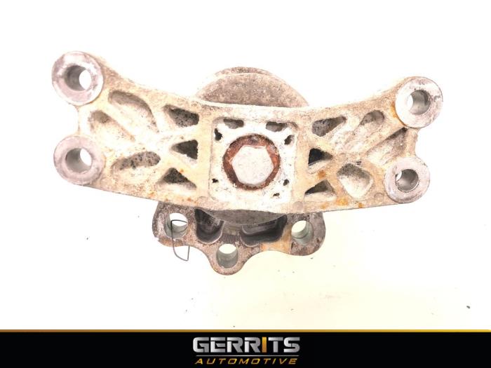 Engine mount from a Ford Transit Custom 2.2 TDCi 16V 2016