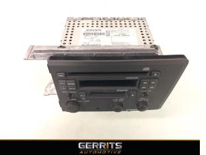 Usagé Radio/Lecteur CD Volvo V70 (SW) 2.4 D 20V Prix € 74,99 Règlement à la marge proposé par Gerrits Automotive