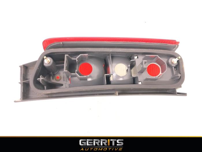 Taillight, right from a Volvo V70 (GW/LW/LZ) 2.3 R Turbo 20V Autom. 1999