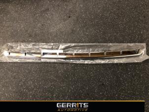 New Front bumper strip, central Volvo XC90 I 2.4 D5 20V Price € 60,49 Inclusive VAT offered by Gerrits Automotive