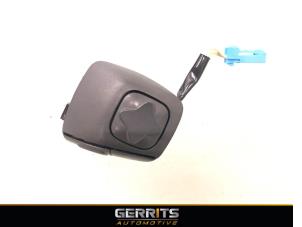 Used Steering wheel switch Volvo V70 (SW) 2.4 D 20V Price € 24,99 Margin scheme offered by Gerrits Automotive