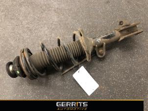 Used Front shock absorber rod, right Nissan Pixo (D31S) 1.0 12V Price € 29,99 Margin scheme offered by Gerrits Automotive