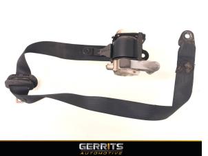 Used Front seatbelt, left Suzuki Alto (GF) 1.0 12V Price € 74,99 Margin scheme offered by Gerrits Automotive