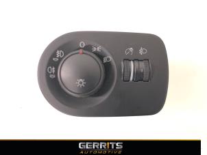 Używane Przelacznik swiatel Seat Leon (1P1) 2.0 TFSI Cupra 16V Cena € 19,99 Procedura marży oferowane przez Gerrits Automotive