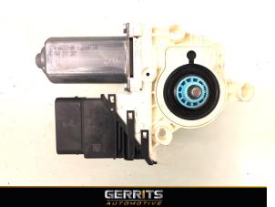 Używane Silnik szyby drzwiowej Seat Leon (1P1) 2.0 TFSI Cupra 16V Cena € 34,99 Procedura marży oferowane przez Gerrits Automotive