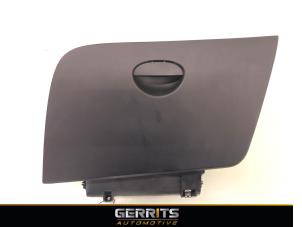 Usagé Boîte à gants Seat Leon (1P1) 2.0 TFSI Cupra 16V Prix € 34,99 Règlement à la marge proposé par Gerrits Automotive