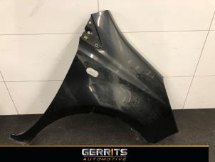 Used Front wing, right Nissan Note (E11) 1.4 16V Price € 69,99 Margin scheme offered by Gerrits Automotive