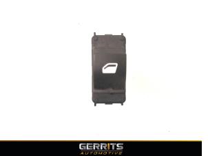 Used Electric window switch Opel Combo Cargo 1.6 CDTI 100 Price € 24,19 Inclusive VAT offered by Gerrits Automotive
