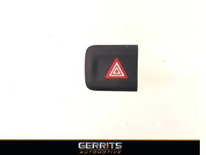 Used Panic lighting switch Opel Combo Cargo 1.6 CDTI 100 Price € 24,19 Inclusive VAT offered by Gerrits Automotive