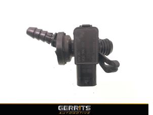 Used Fuel pressure sensor Volkswagen Polo V (6R) 1.2 TSI Price € 29,99 Margin scheme offered by Gerrits Automotive