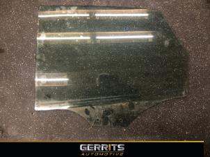 Usados Ventanilla de puerta de 4 puertas izquierda detrás Audi Q3 (8UB/8UG) 2.0 16V TFSI 170 Quattro Precio € 49,99 Norma de margen ofrecido por Gerrits Automotive BV