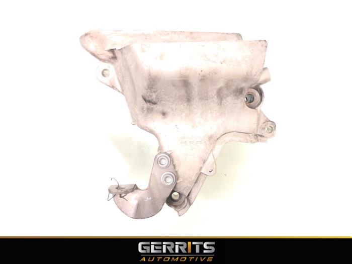 Used Engine mount Volkswagen Polo V (6R) 1.2 TSI 16V Price € 29,99 Margin scheme offered by Gerrits Automotive BV