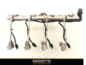 Used Fuel injector nozzle Opel Astra K 1.4 Turbo 16V Price € 99,99 Margin scheme offered by Gerrits Automotive