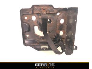 Used Battery box Fiat 500 (312) 1.2 69 Price € 24,99 Margin scheme offered by Gerrits Automotive