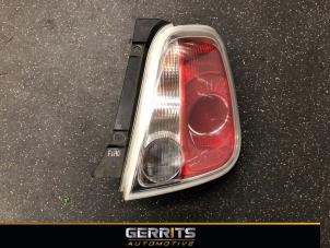 Gebrauchte Rücklicht rechts Fiat 500 (312) 1.2 69 Preis € 29,99 Margenregelung angeboten von Gerrits Automotive