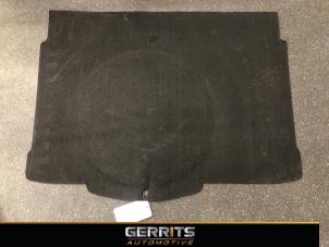 Used Boot mat Opel Corsa E 1.4 16V Price € 49,99 Margin scheme offered by Gerrits Automotive
