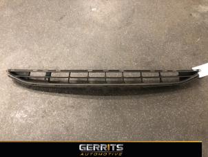 Used Bumper grille Opel Corsa E 1.4 16V Price € 34,99 Margin scheme offered by Gerrits Automotive