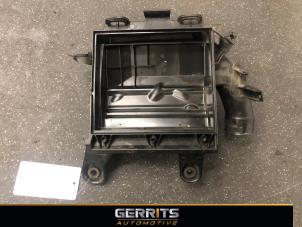 Usagé Boîtier filtre à air Opel Combo Cargo 1.6 CDTI 100 Prix € 60,49 Prix TTC proposé par Gerrits Automotive