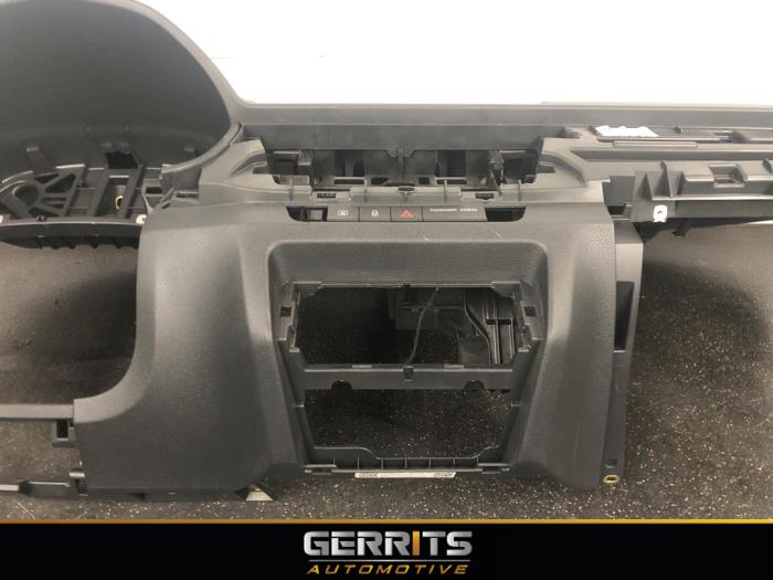 Airbag Set+Modul van een Skoda Fabia III Combi (NJ5) 1.2 TSI 16V Greentech 2017