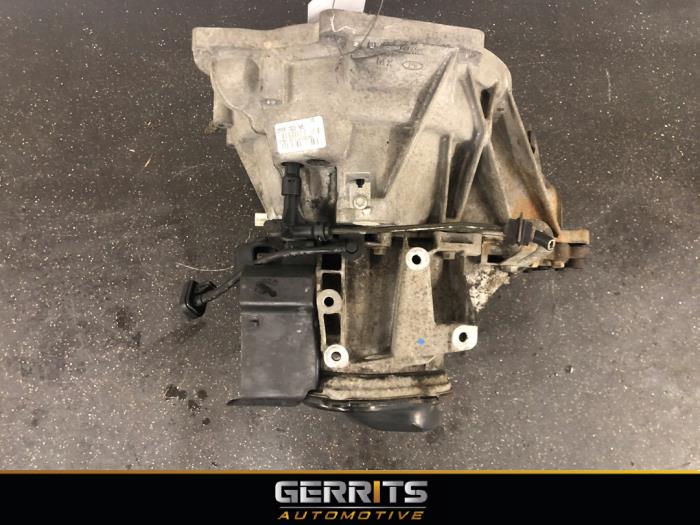 Getriebe van een Ford Focus C-Max 1.6 16V 2005