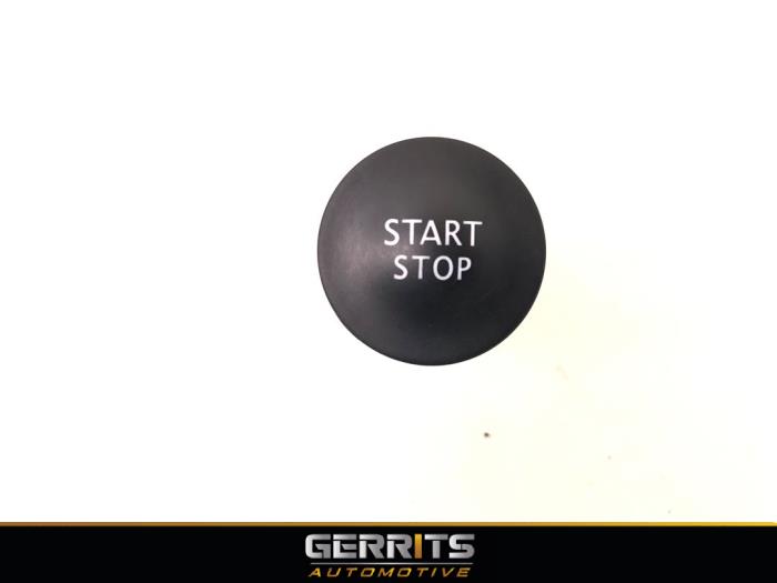 Start/Stopp Schalter van een Renault Clio IV Estate/Grandtour (7R) 0.9 Energy TCE 90 12V 2020