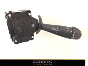 Used Wiper switch Renault Clio IV Estate/Grandtour (7R) 0.9 Energy TCE 90 12V Price € 49,99 Margin scheme offered by Gerrits Automotive