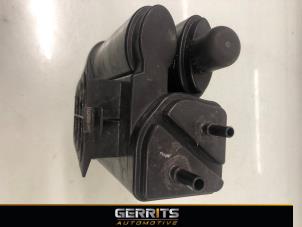 Used Carbon filter Renault Clio IV Estate/Grandtour (7R) 0.9 Energy TCE 90 12V Price € 149,99 Margin scheme offered by Gerrits Automotive
