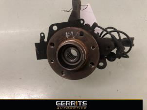 Used Knuckle, front right Renault Clio IV Estate/Grandtour (7R) 0.9 Energy TCE 90 12V Price € 29,99 Margin scheme offered by Gerrits Automotive