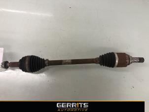 Used Front drive shaft, left Renault Clio IV Estate/Grandtour (7R) 0.9 Energy TCE 90 12V Price € 49,99 Margin scheme offered by Gerrits Automotive
