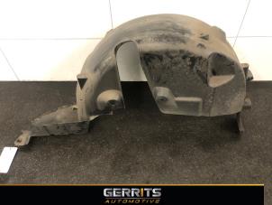 Used Wheel arch liner Renault Clio IV Estate/Grandtour (7R) 0.9 Energy TCE 90 12V Price € 34,99 Margin scheme offered by Gerrits Automotive