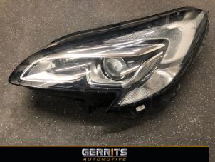 Used Headlight, left Opel Corsa E 1.4 16V Price € 399,99 Margin scheme offered by Gerrits Automotive