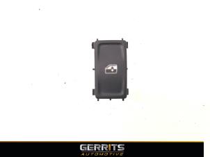 Używane Przelacznik elektrycznej szyby Skoda Octavia (5EAA) 1.6 TDI 16V Cena € 19,99 Procedura marży oferowane przez Gerrits Automotive